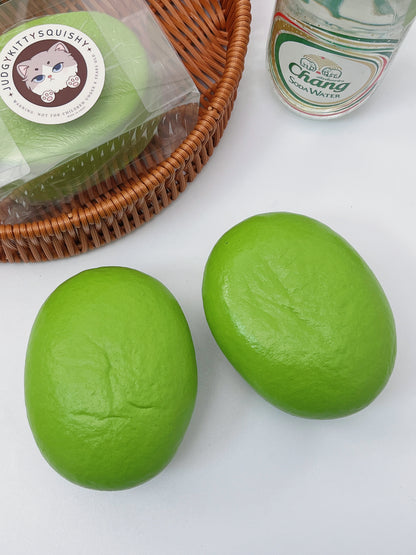 Matcha Cake Squishy – Slow-Rise Scented Stress Toy