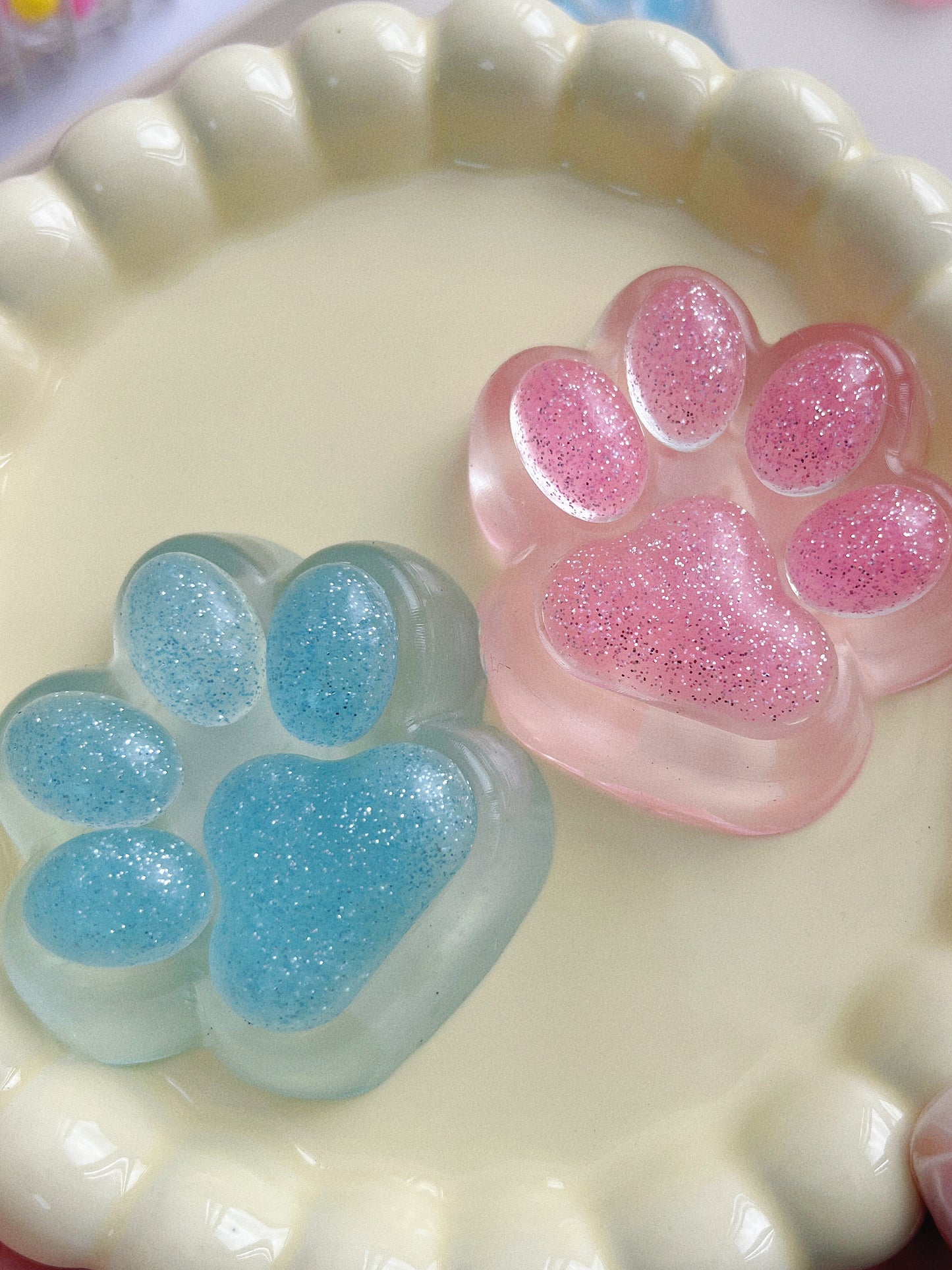 Crystal Glitter Cat Paw Squishy – Medium Size in Sparkling Cat Paw
